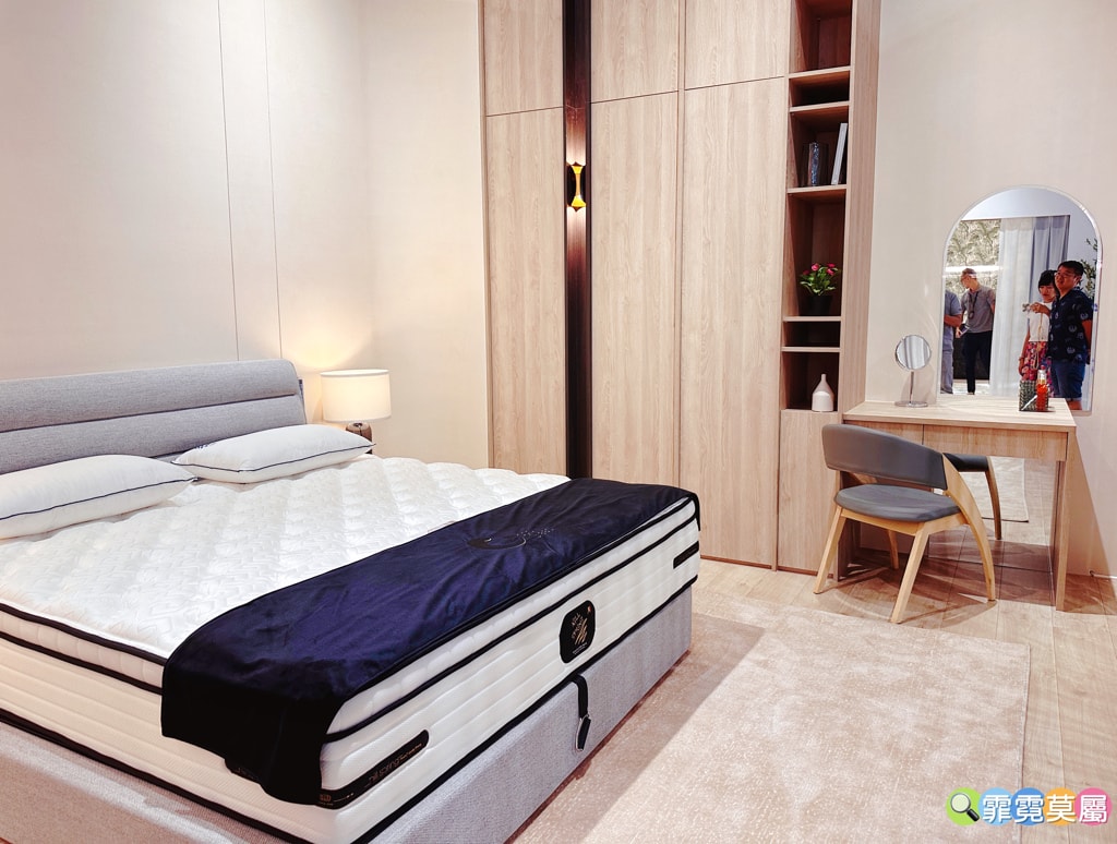 20251031-nizis 20251031-nizis