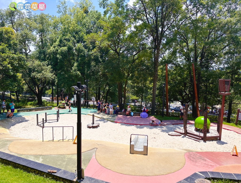 20251031-4vhsb 20251031-4vhsb