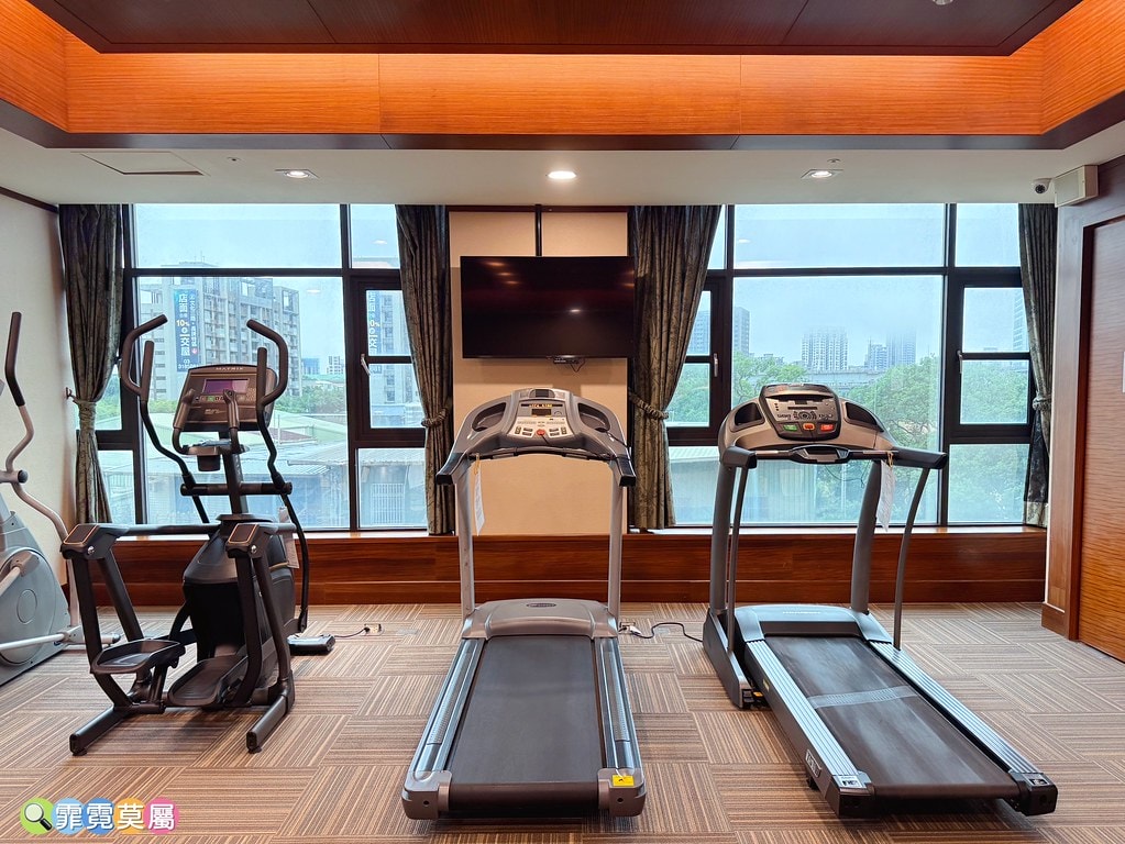 20251031-n3os0 20251031-n3os0