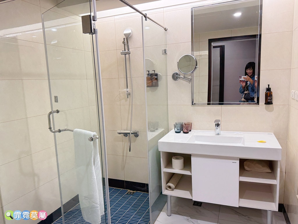 20251031-ox6go 20251031-ox6go