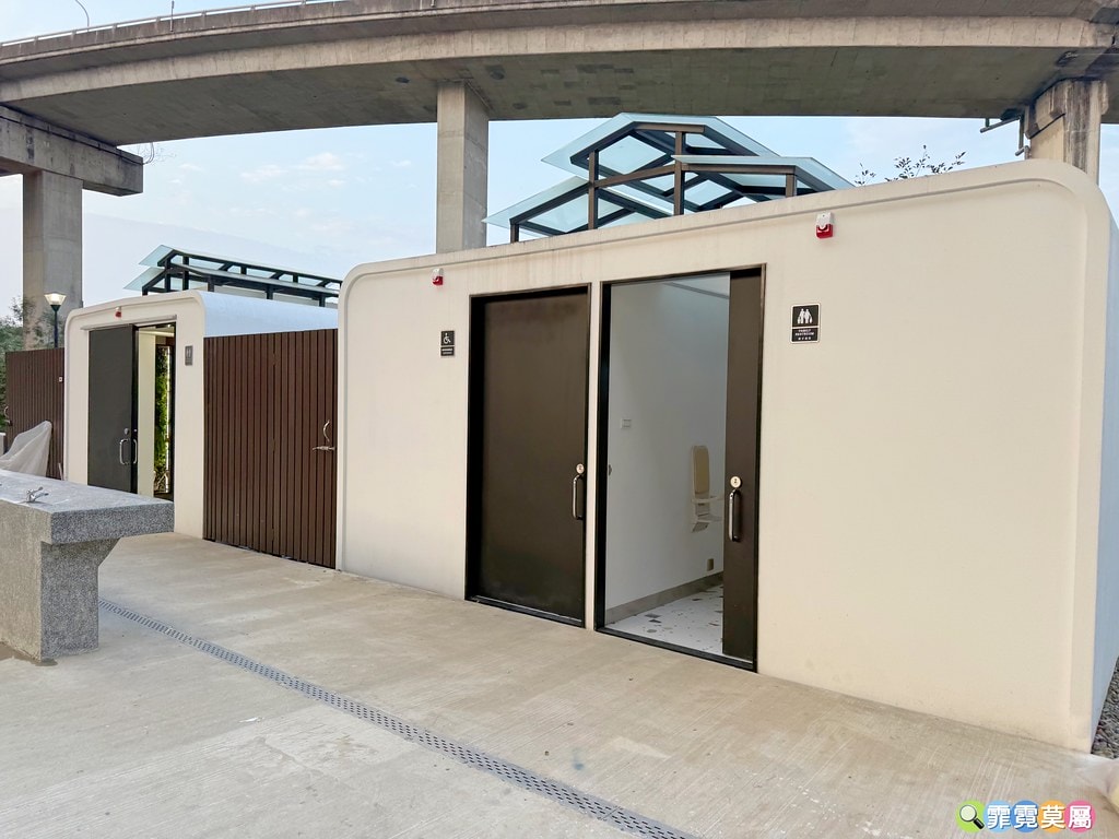 20251031-5j11z 20251031-5j11z