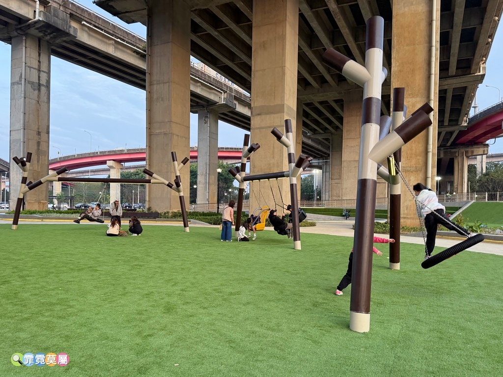 20251031-d2hn1 20251031-d2hn1