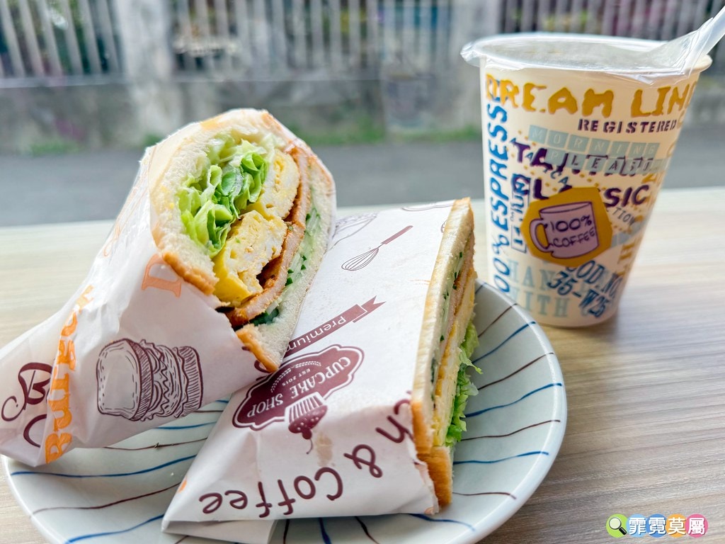 20251031-hl5yw 20251031-hl5yw