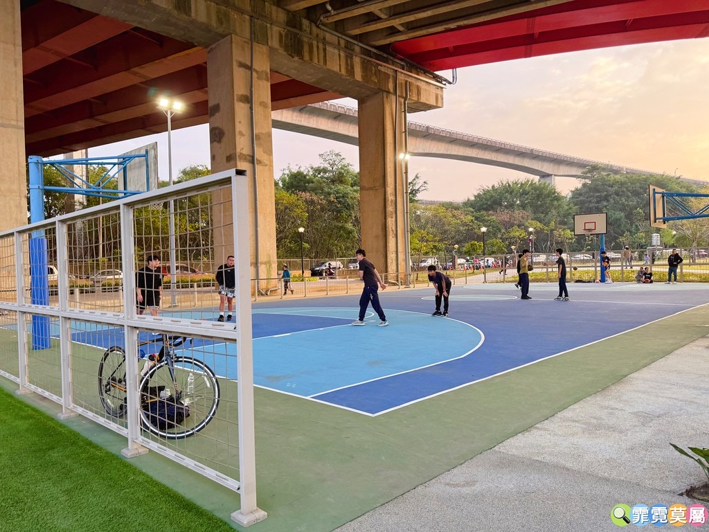 20251031-r3k6c 20251031-r3k6c