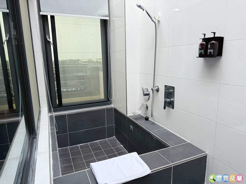 20251031-wn74x 20251031-wn74x