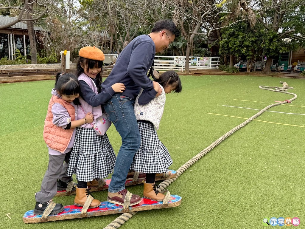 20251031-fzd5w 20251031-fzd5w