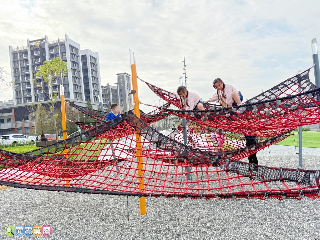 20251031-hq2wk 20251031-hq2wk