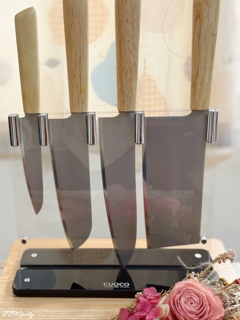 20251031-4p8js 20251031-4p8js