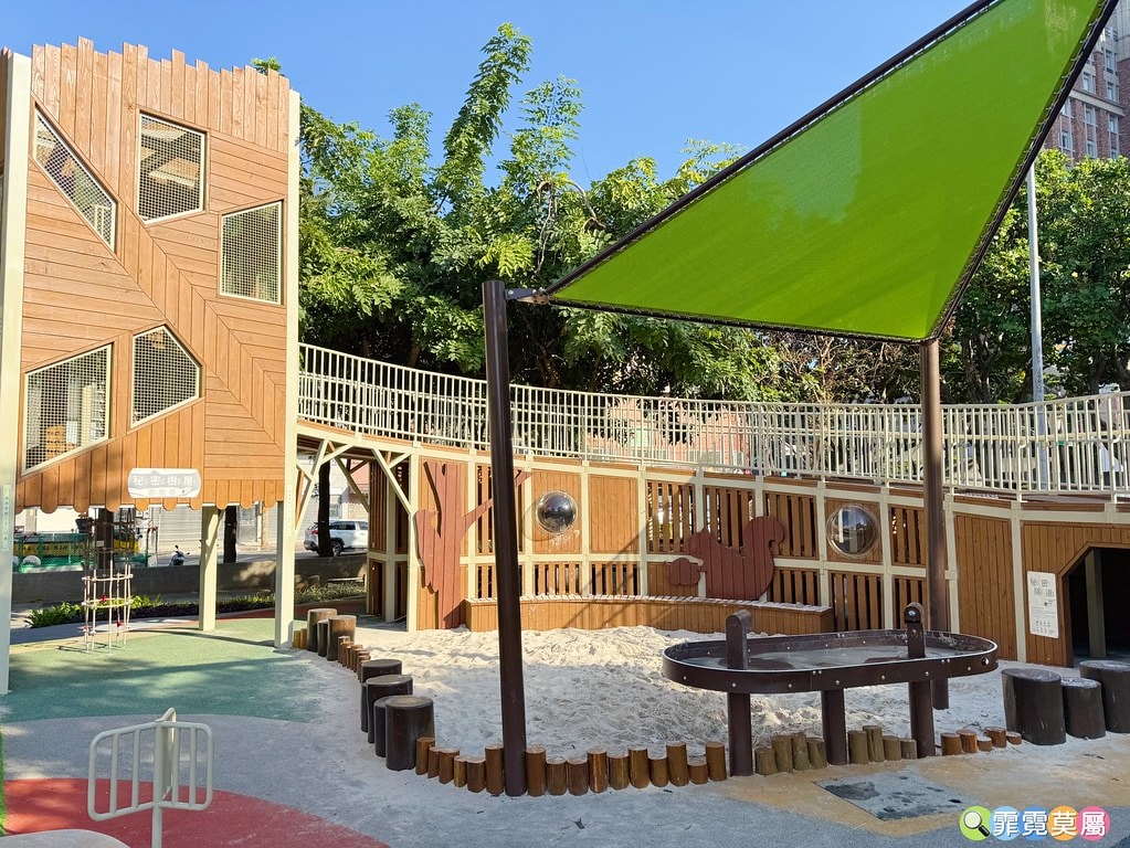 20251031-6n9b8 20251031-6n9b8