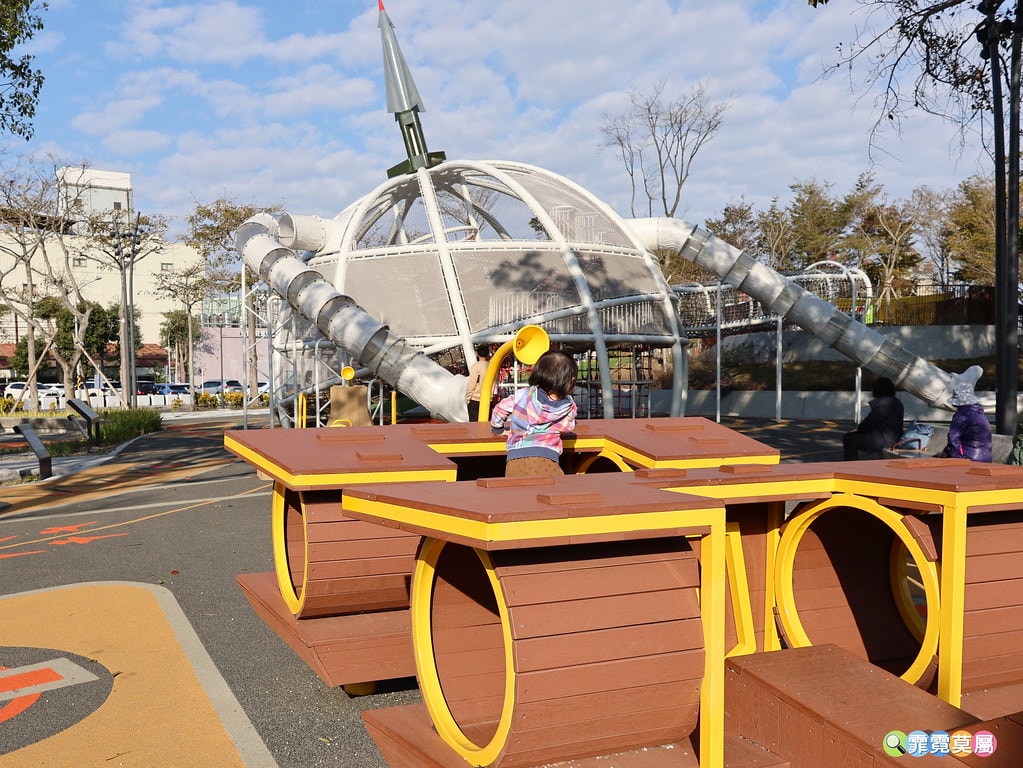 20251031-8urqf 20251031-8urqf