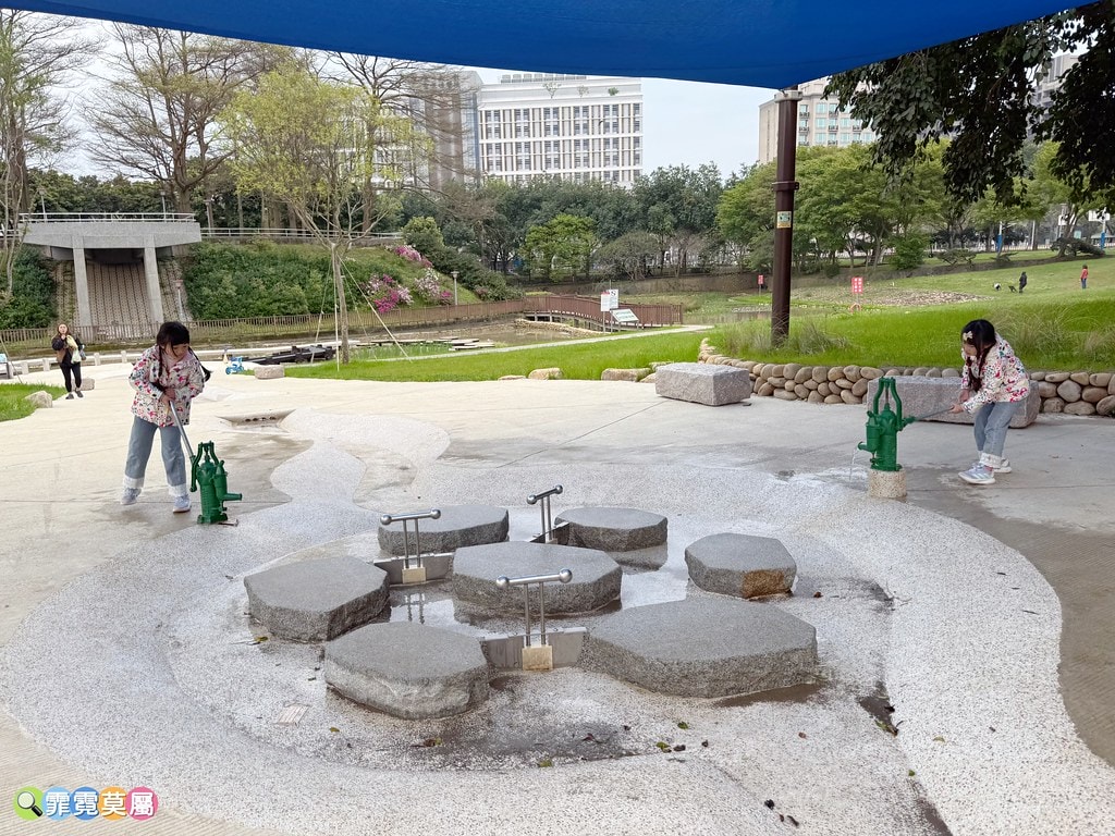 20251031-du581 20251031-du581