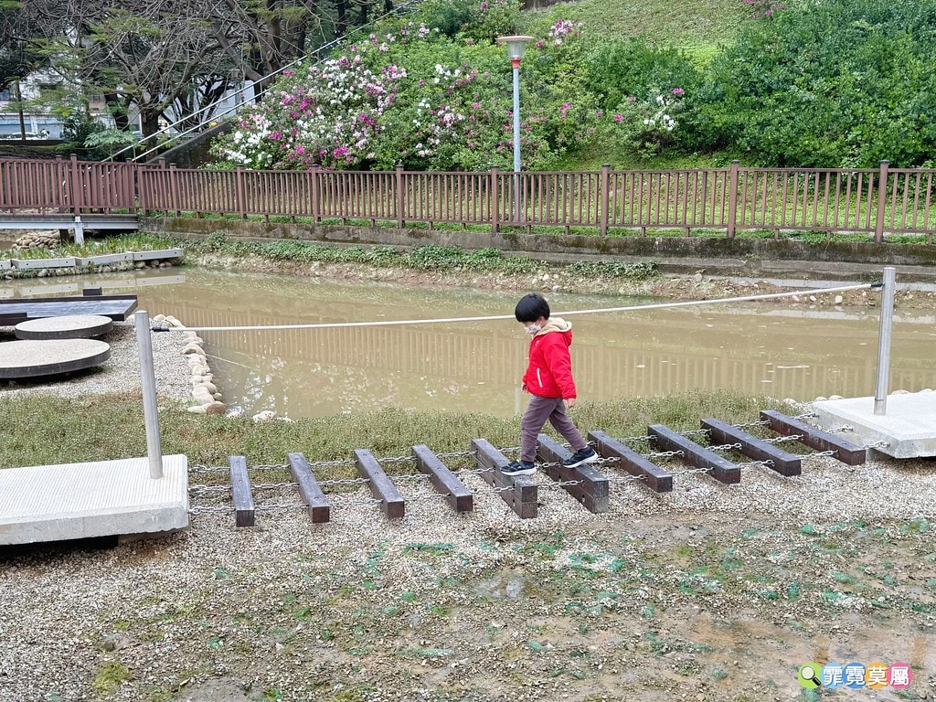 20251031-f7k81 20251031-f7k81