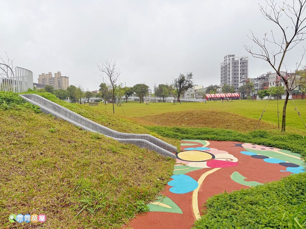 20251031-i4m89 20251031-i4m89