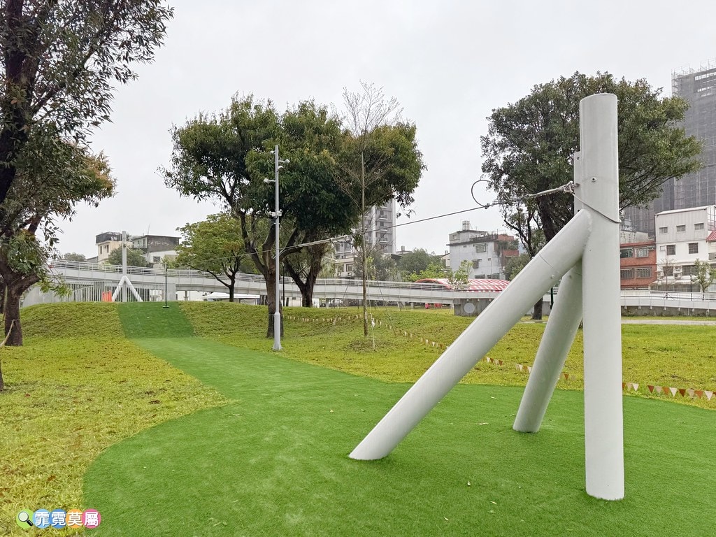 20251031-j6uy6 20251031-j6uy6