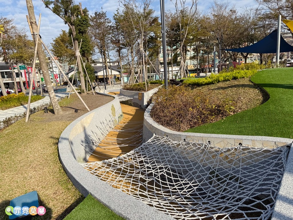 20251031-rqtpf 20251031-rqtpf