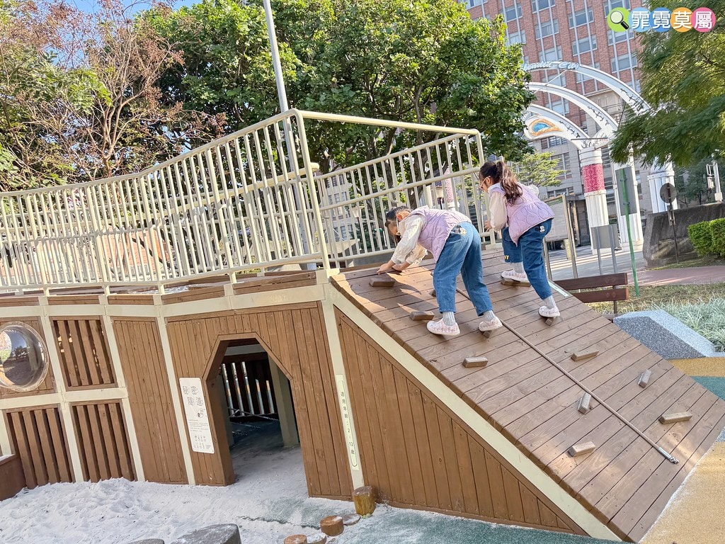 20251031-z5ukf 20251031-z5ukf