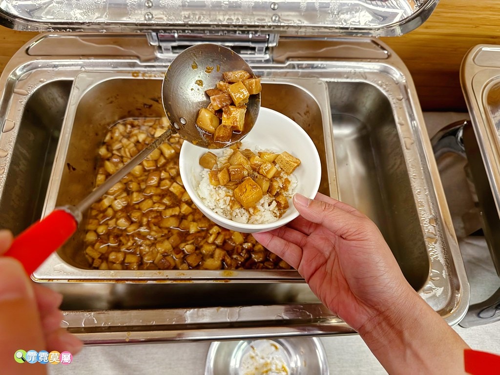 20251031-zivvh 20251031-zivvh