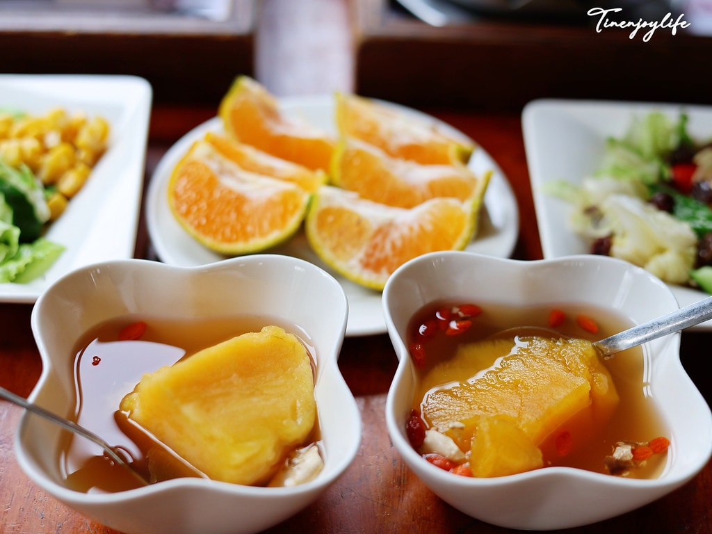 20251031-2w704 20251031-2w704