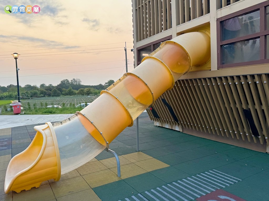 20251031-8klwe 20251031-8klwe