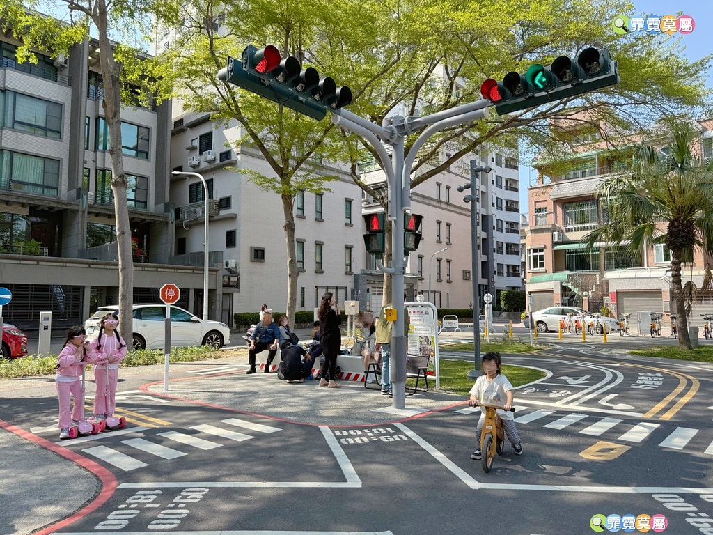 20251031-jrk6m 20251031-jrk6m