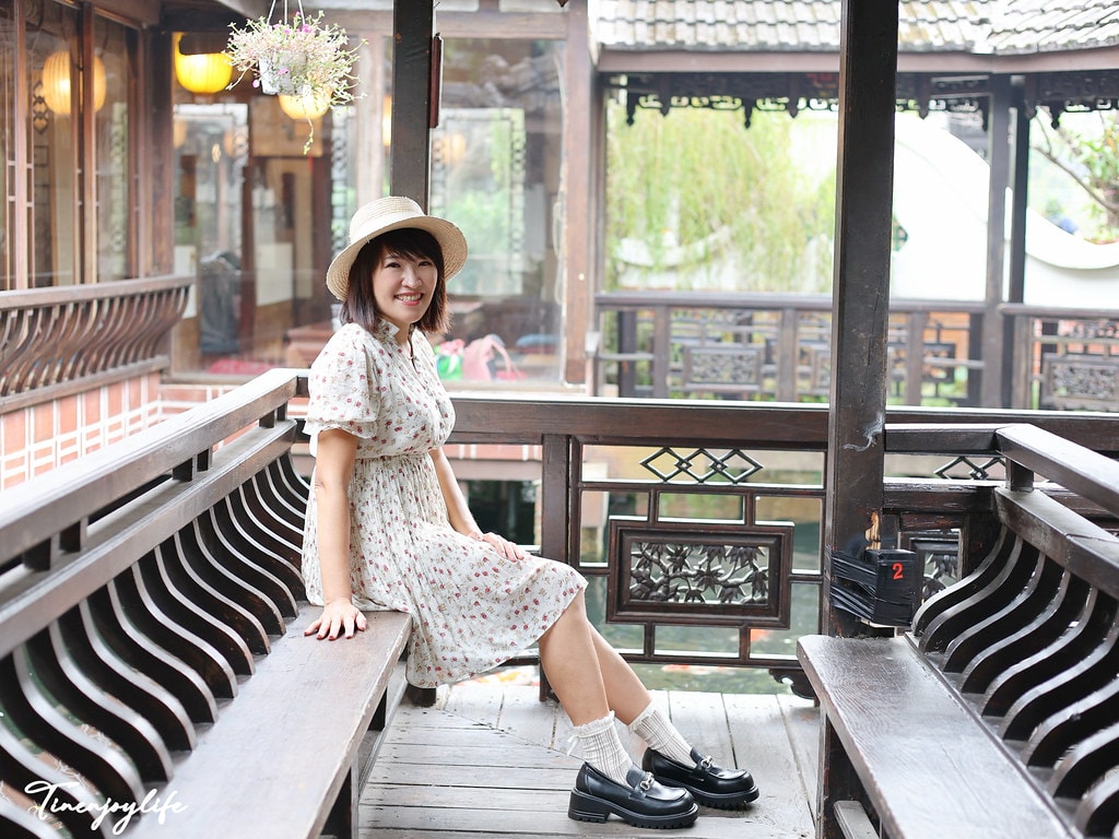 20251031-z83ft 20251031-z83ft