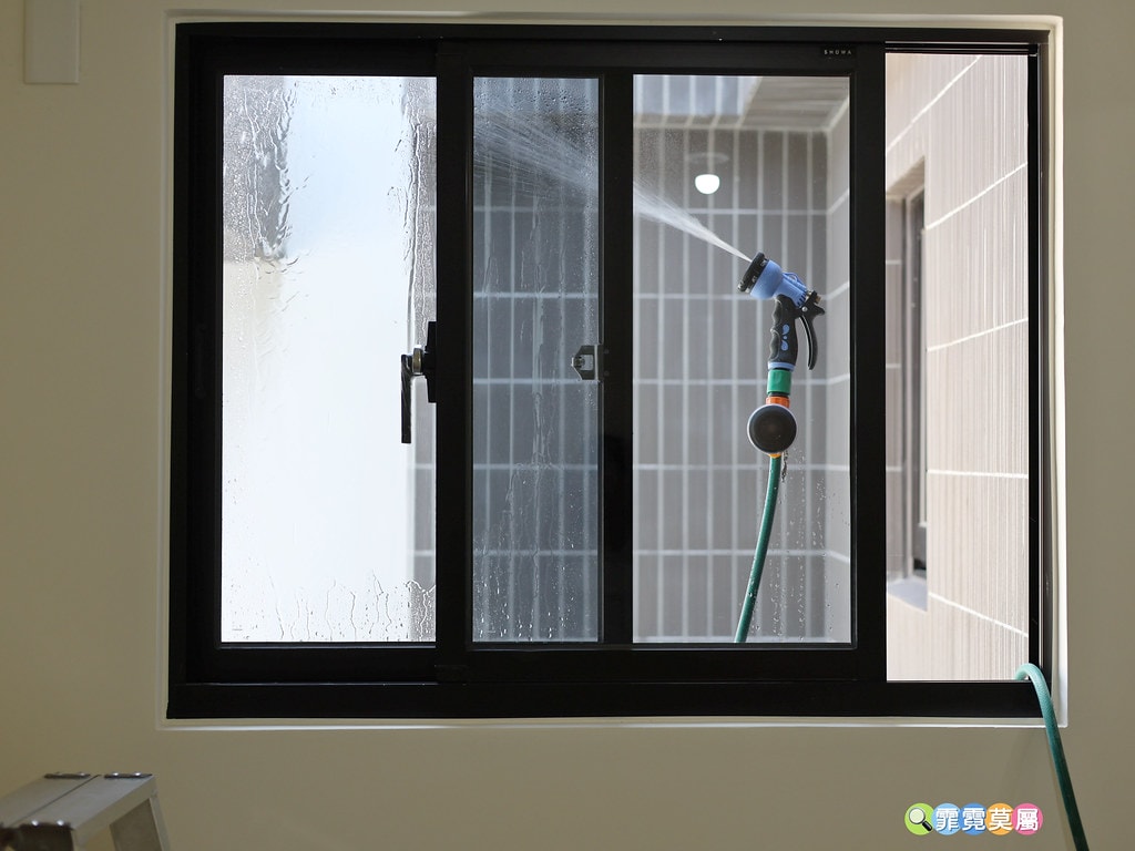 20251031-5d7yv 20251031-5d7yv