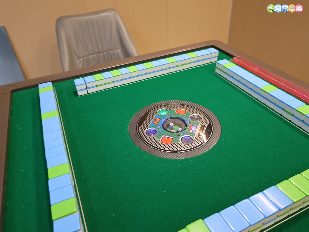 20251031-ajdzg 20251031-ajdzg