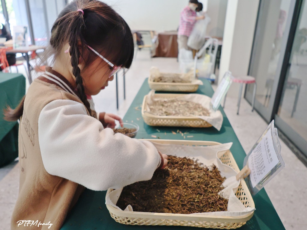 20251031-ka0qb 20251031-ka0qb