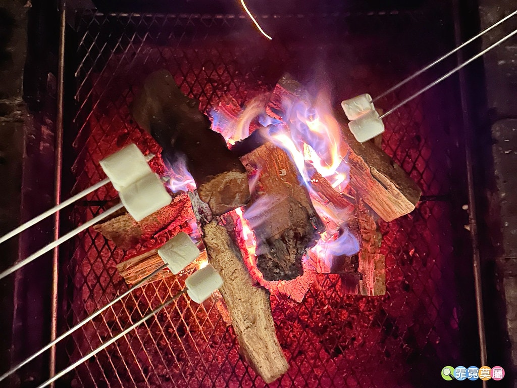 20251031-ruxr8 20251031-ruxr8