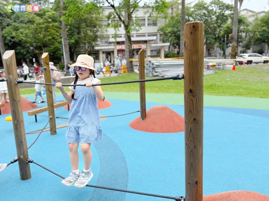 20251031-s99r7 20251031-s99r7