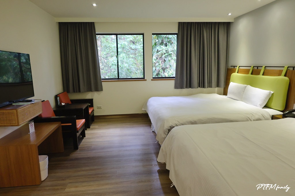 20251031-yvtjc 20251031-yvtjc