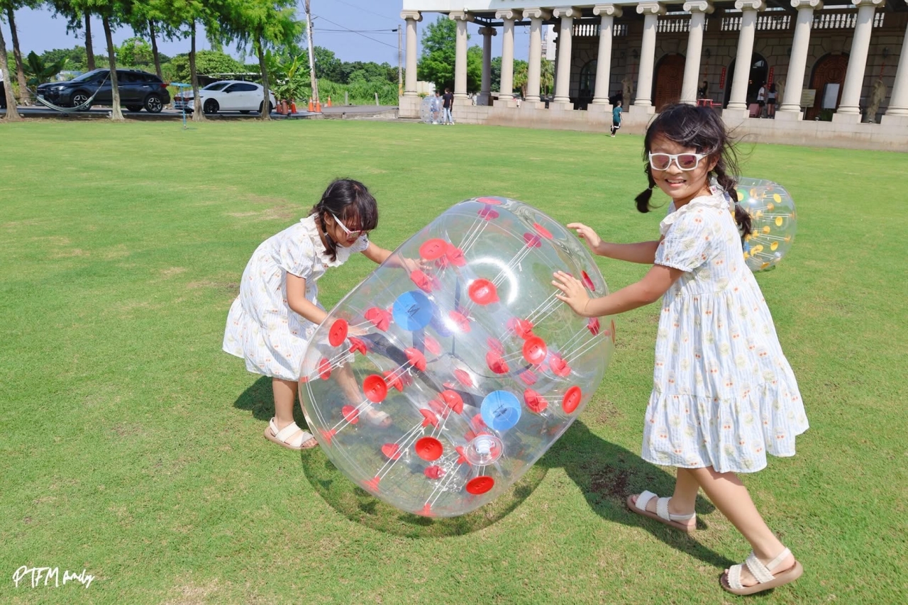 ★宜蘭親子住宿★ 白宮渡假勝地，全新親子遊戲空間大升級! 戶外戲水池、室內玩遊戲室還有孩子們最愛的電動車可以暢玩，宜蘭兩天一夜親子住宿推薦