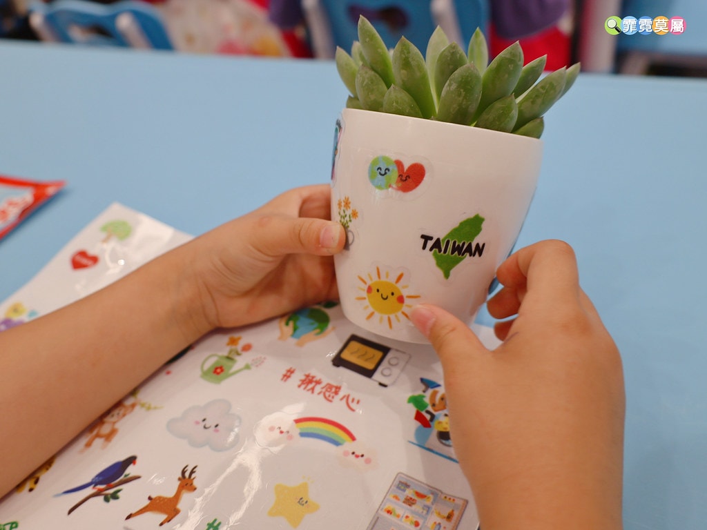 20251031-nwe6d 20251031-nwe6d