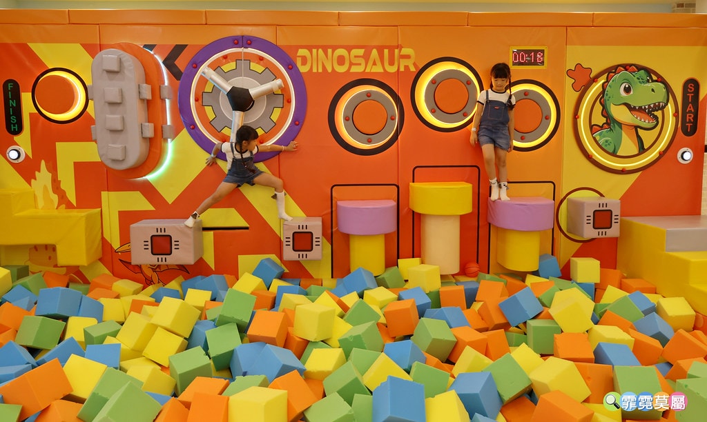 20251031-0c3fl 20251031-0c3fl