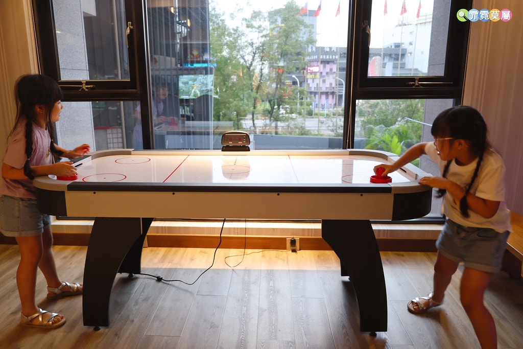 20251031-84yrk 20251031-84yrk