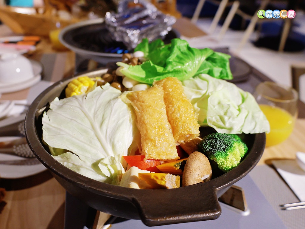 20251031-it8r3 20251031-it8r3