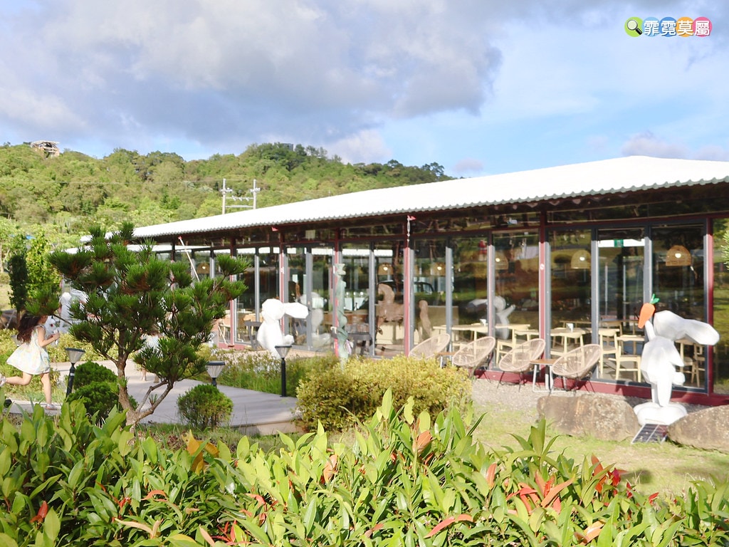 20251031-rhjqf 20251031-rhjqf