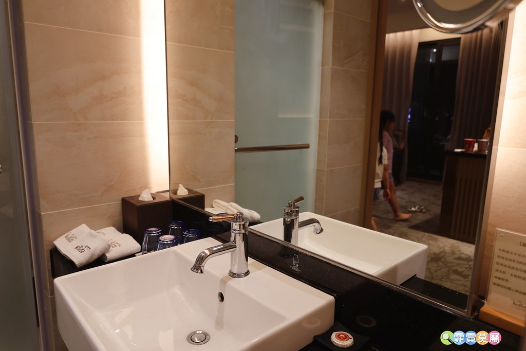 20251031-s2lzo 20251031-s2lzo