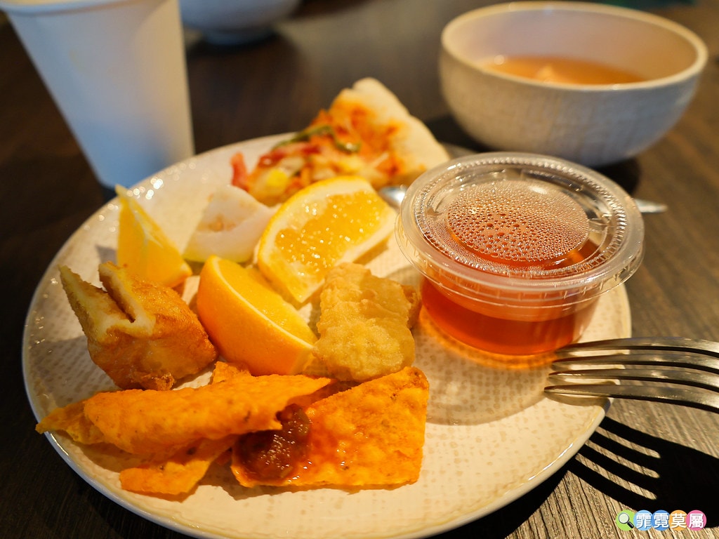 20251101-7y7hu 20251101-7y7hu