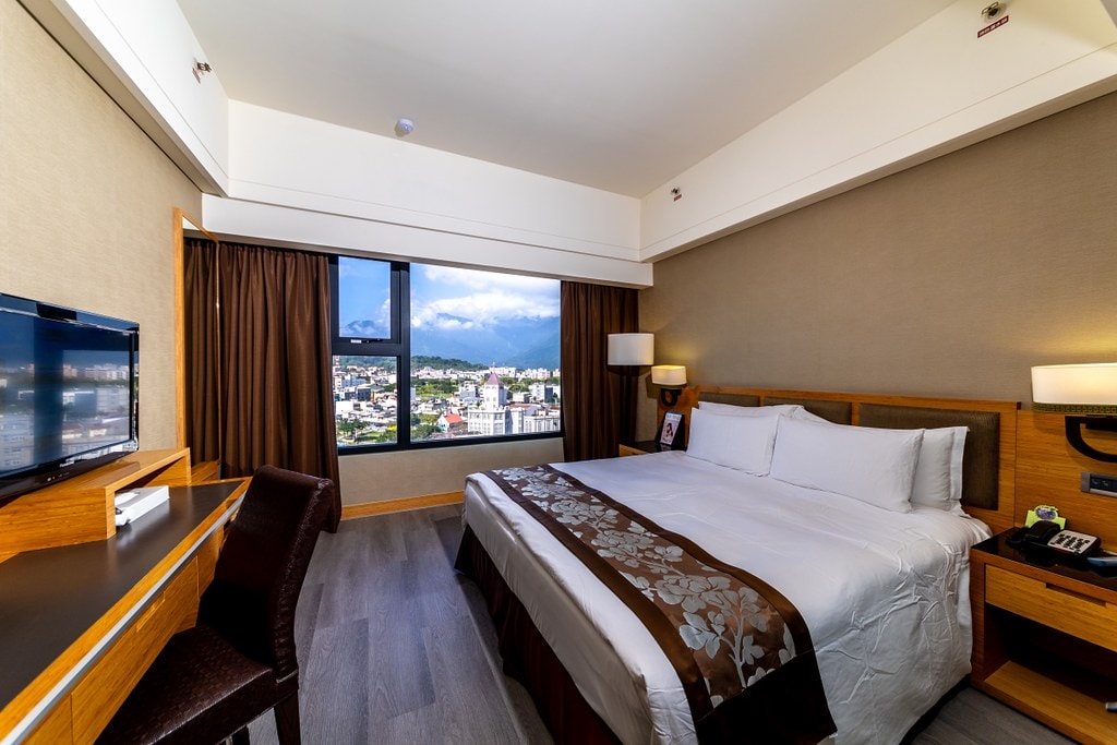 20251101-c567j 20251101-c567j