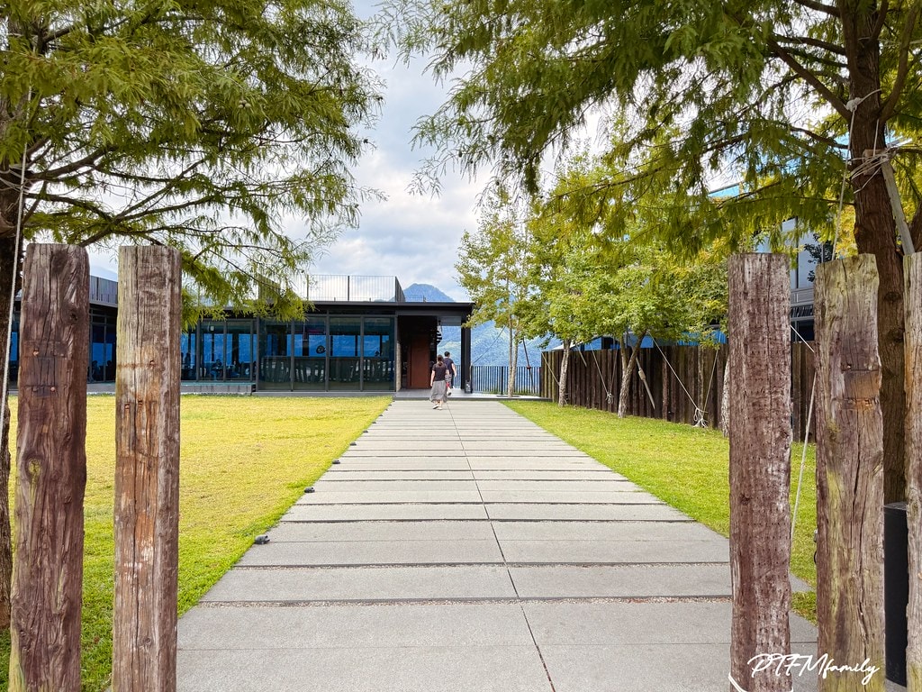 20251101-cz7cg 20251101-cz7cg