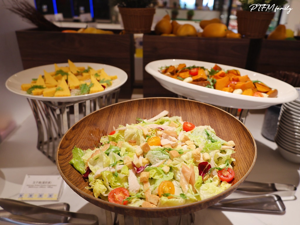 20251101-sz2m9 20251101-sz2m9