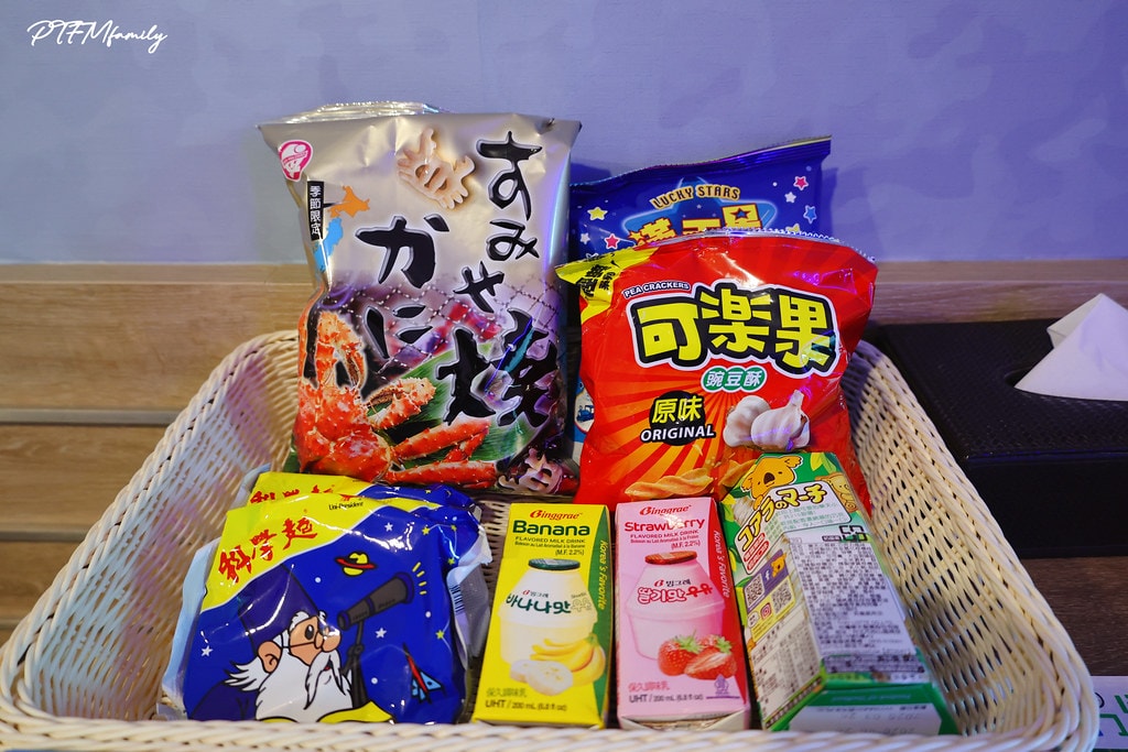 20251101-4w6tb 20251101-4w6tb