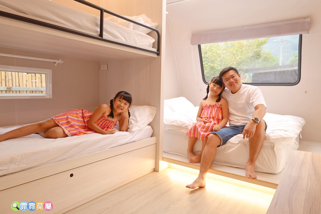 20251101-4w9fj 20251101-4w9fj