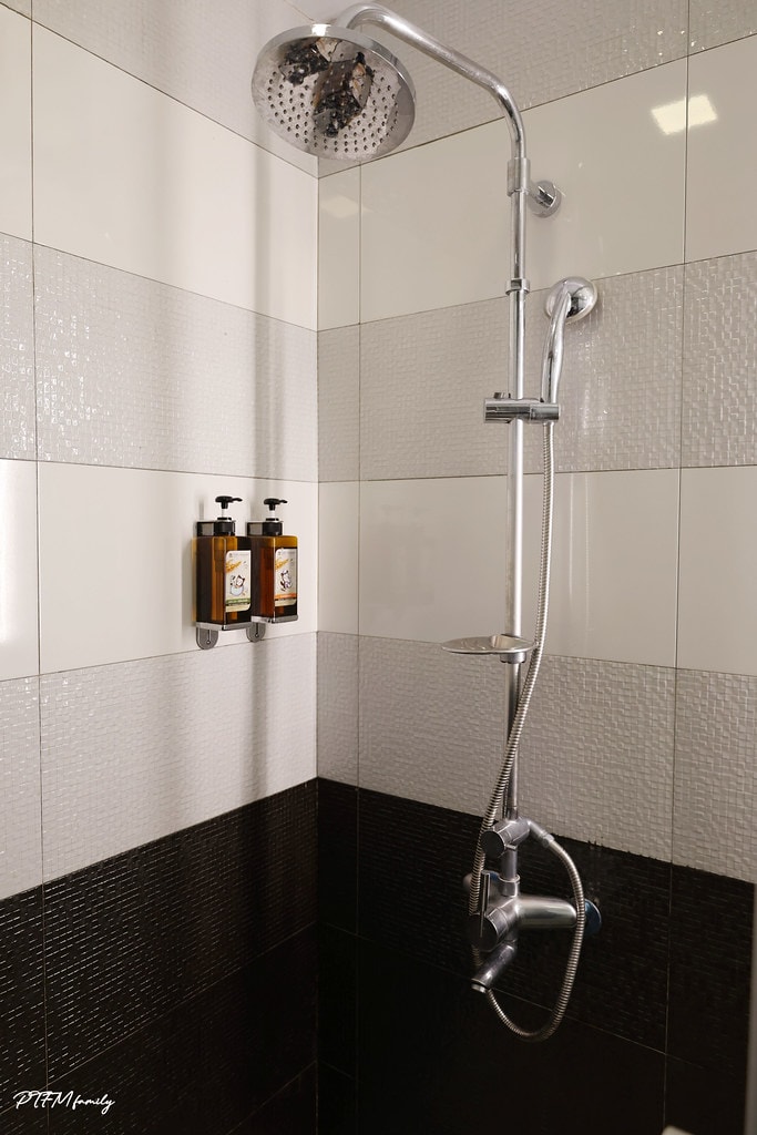 20251101-4xnde 20251101-4xnde