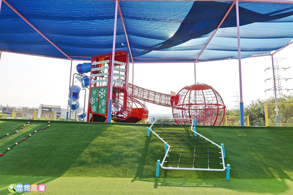 20251101-8zxt7 20251101-8zxt7