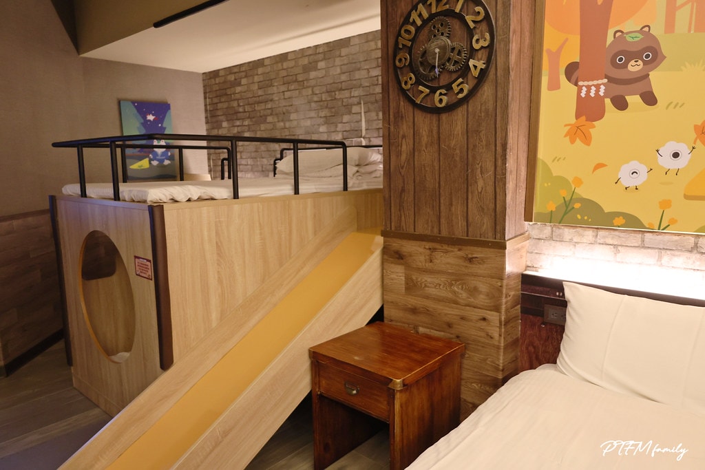 20251101-aqkf9 20251101-aqkf9