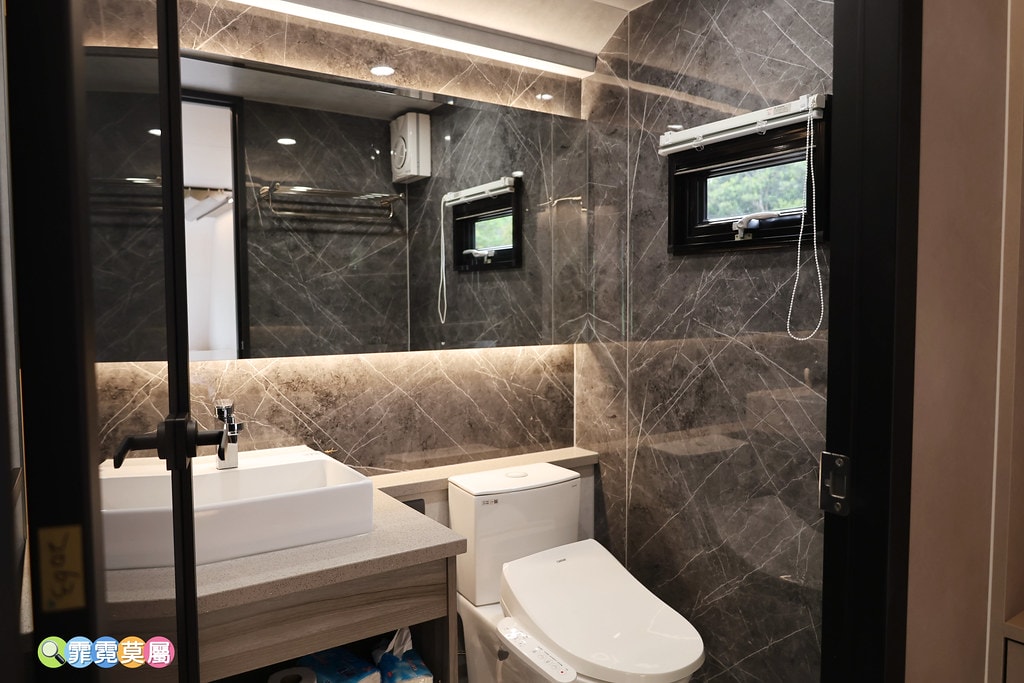 20251101-kcdzq 20251101-kcdzq