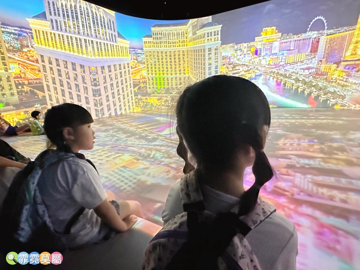 ★台中親子景點★ 中央公園遊客中心,以航空為主題打造的特色飛 ★台中親子景點★ 中央公園遊客中心,以航空為主題打造的特色飛