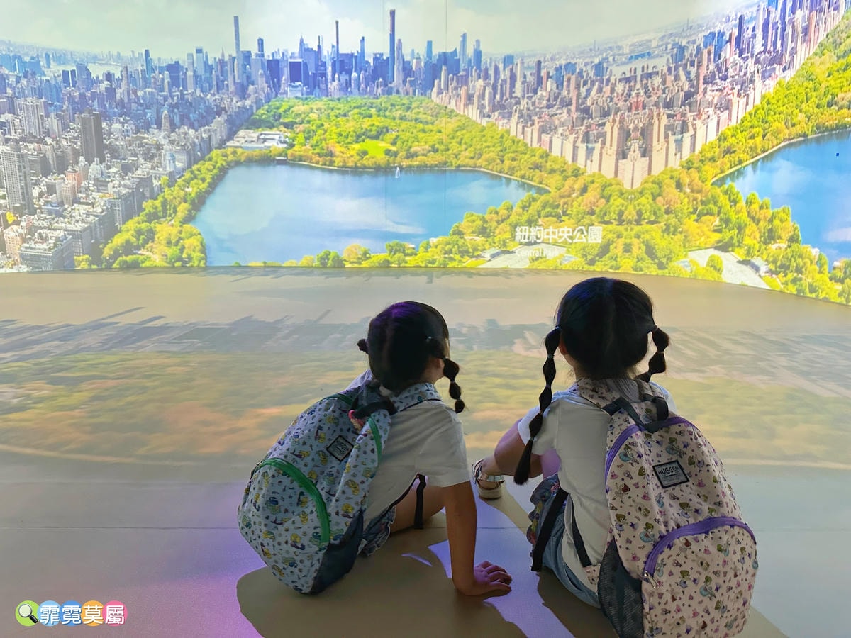 ★台中親子景點★ 中央公園遊客中心,以航空為主題打造的特色飛 ★台中親子景點★ 中央公園遊客中心,以航空為主題打造的特色飛